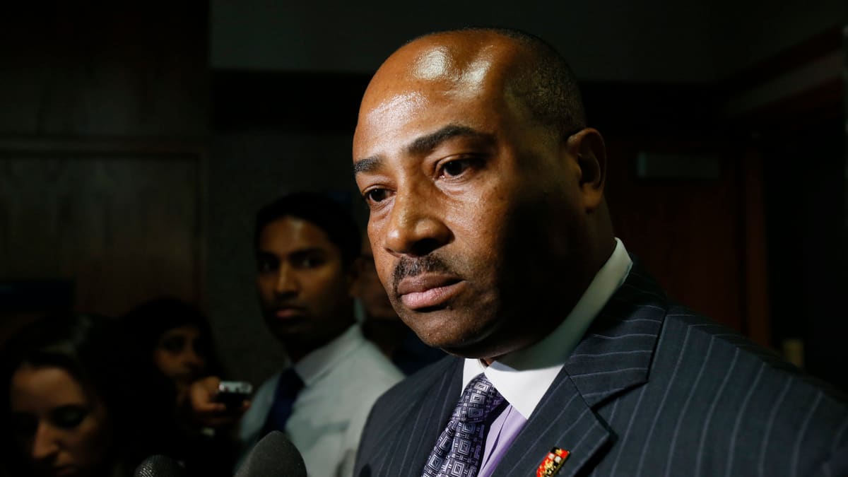 Victims of Senator Don Meredith to share nearly $ 500,000 1