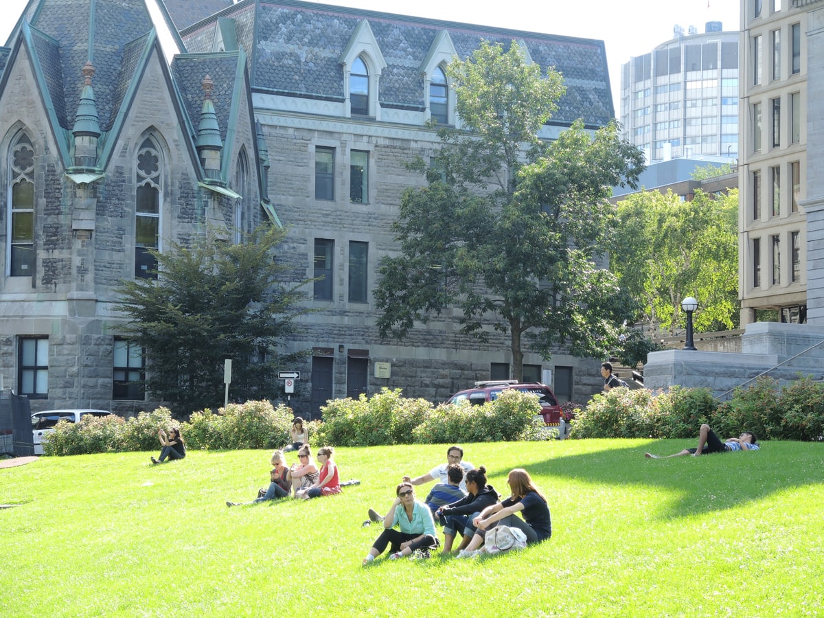 Le nombre d&rsquo;&eacute;tudiants &eacute;trangers au Canada a presque tripl&eacute; depuis 2008