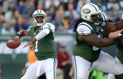 Geno Smith, che ha fatto il suo debutto con i Jets di New York nel 2013, è tornato a Bercail.