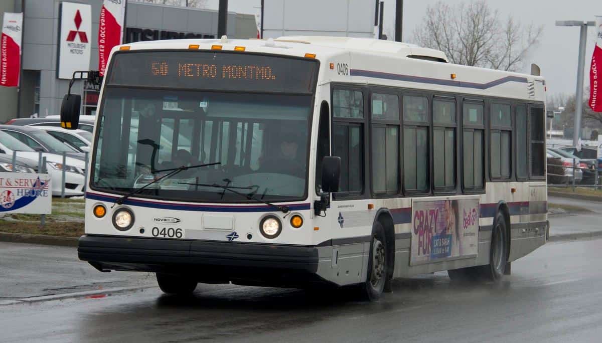 Société de transport de Laval Autobus en retard, clients remboursés