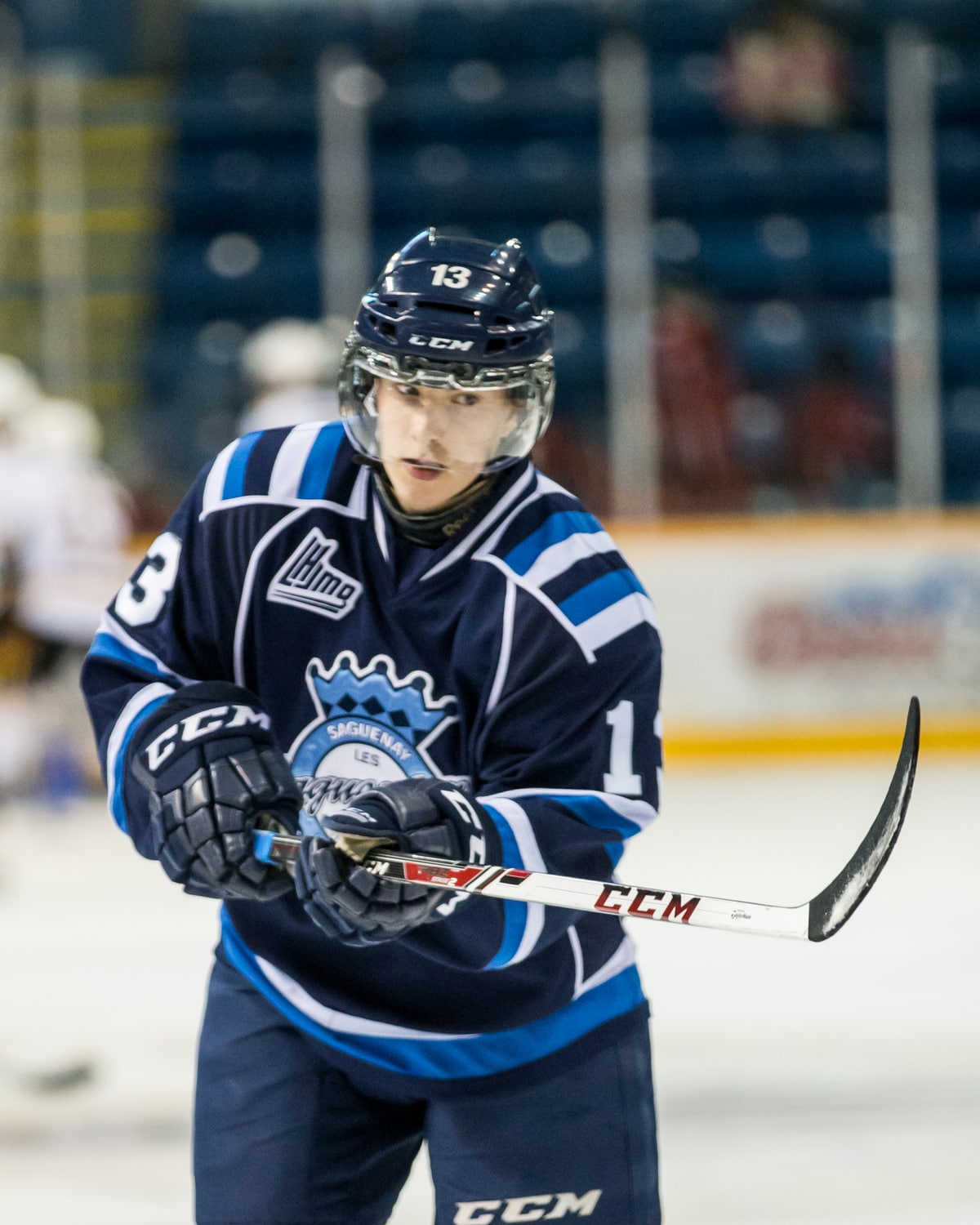 Un ancien des Saguen&eacute;ens, Janne Puhakka, aurait &eacute;t&eacute; assassin&eacute; par son ex-conjoint avec un fusil de chasse