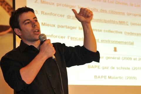 Ugo Lapointe, spokesperson of the Coalition Québec meilleure mine.