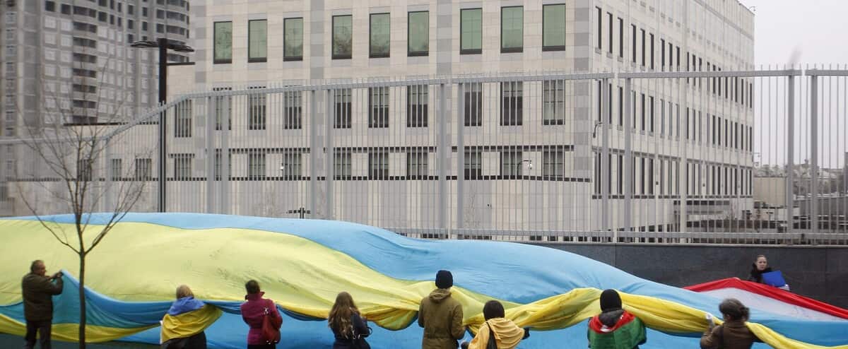 Washington ordonne le départ des familles de diplomates américains à Kiev