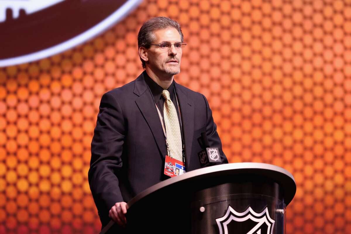 Ron Hextall bientôt DG des Penguins? - TVA Sports
