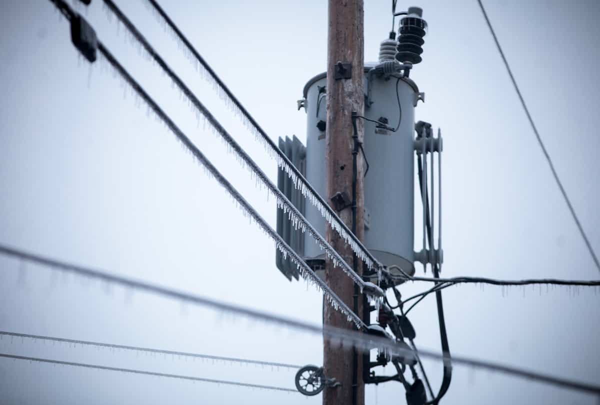 Des milliers de clients d&rsquo;Hydro-Qu&eacute;bec sans &eacute;lectricit&eacute;