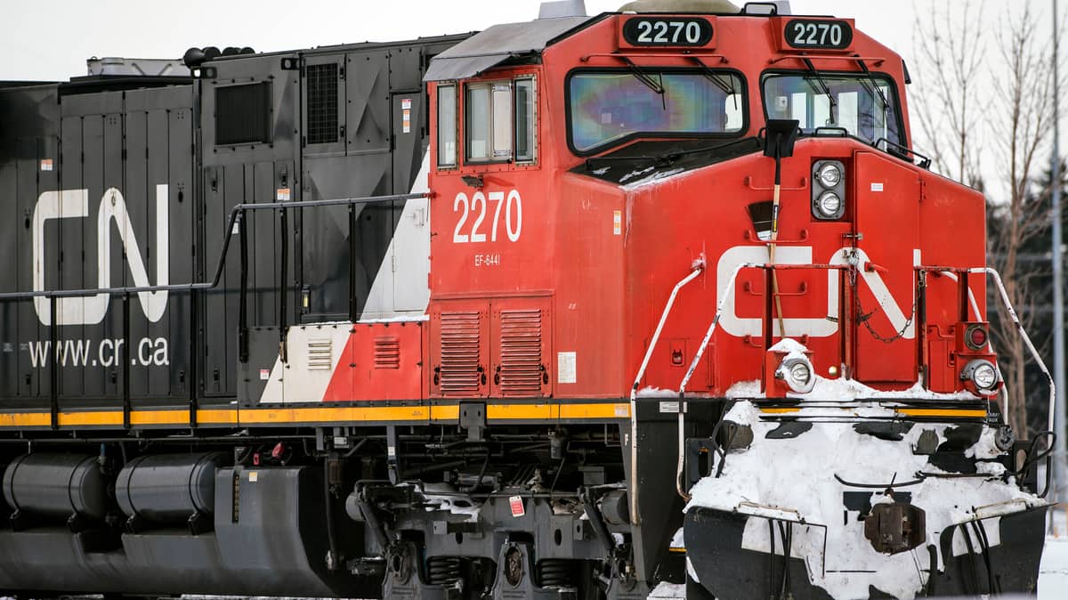 Fitzgibbon et Champagne fustigent le Canadien National