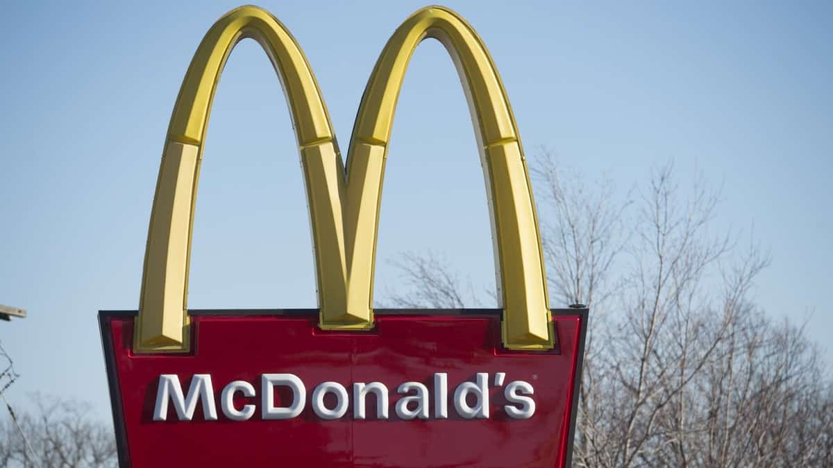 Jeu Monopoly au McDonald's: il vole des centaines de boîtes de McCroquettes vides pour tenter de gagner