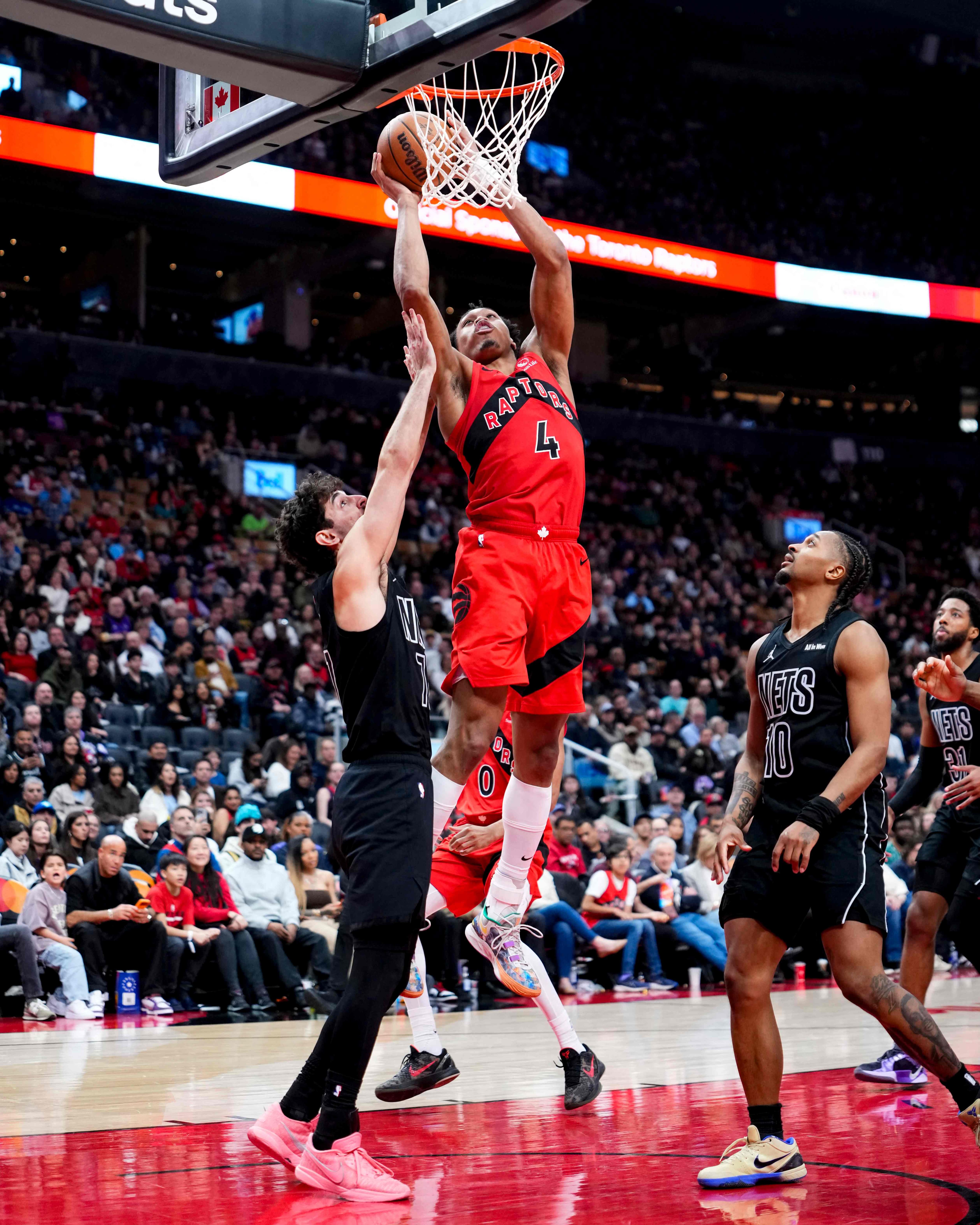 Les Raptors accèdent aux séries