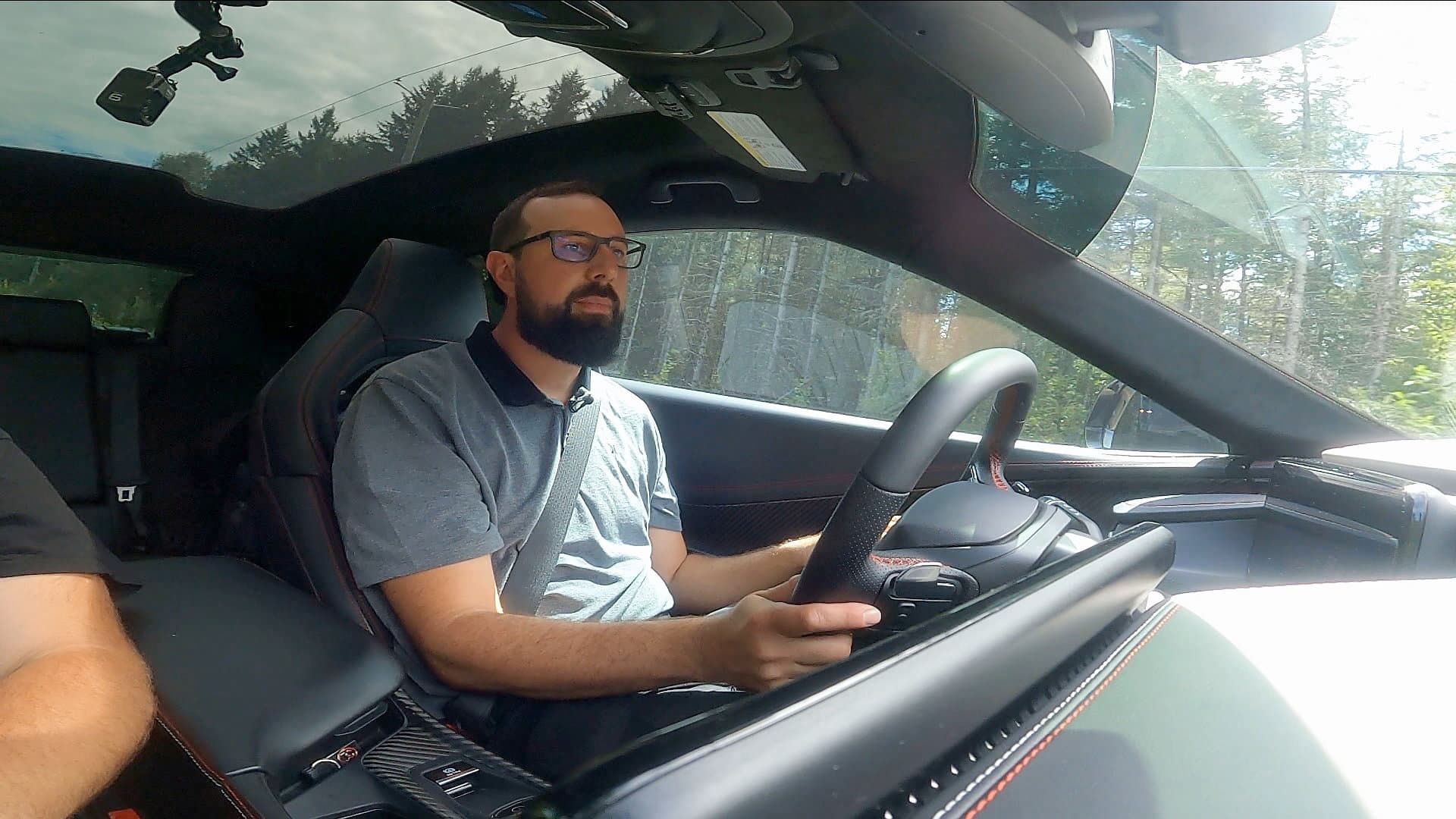 Loi anticitron: obligés de démarrer leur Dodge Charger électrique avec une boîte à outils
