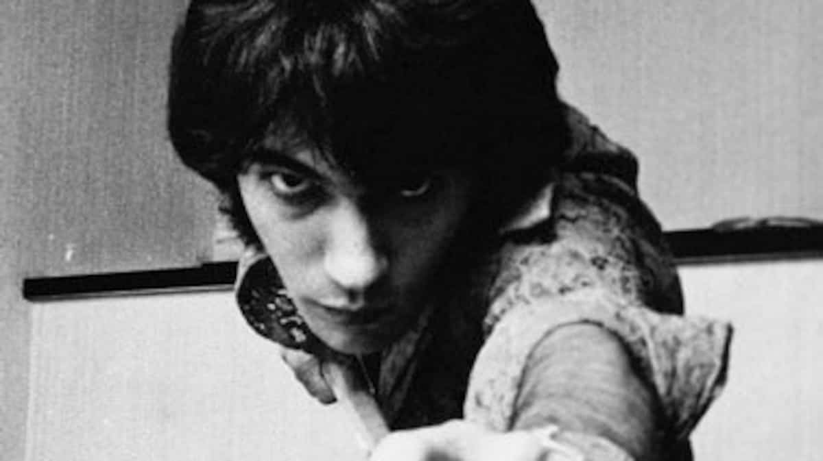 Découvrez l'univers fascinant de Tony Roman, chanteur, producteur et pionnier du rock’n’roll québécois