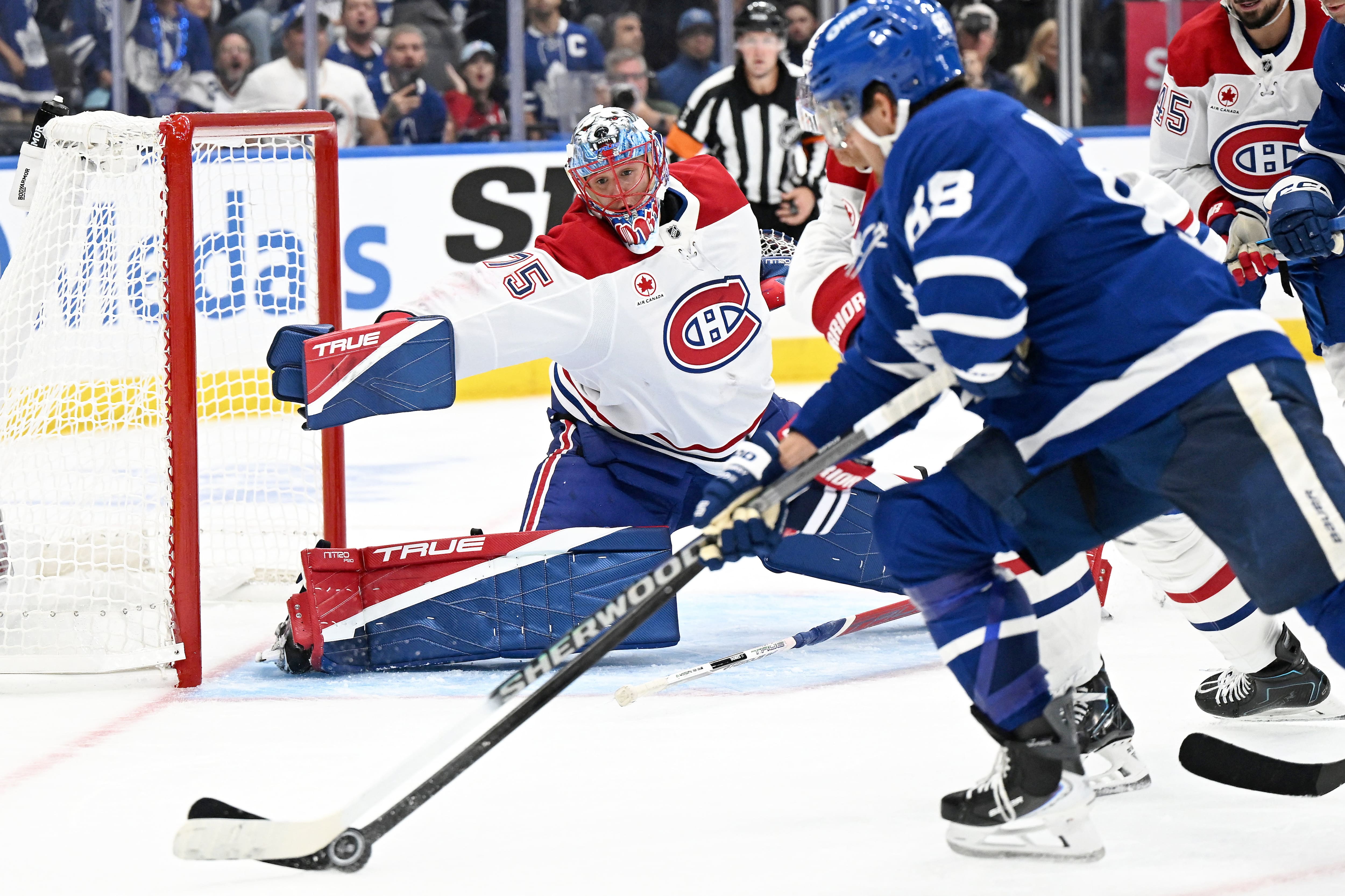 Magistral dans la victoire du Canadien face aux Maple Leafs, Jakub Dobes s'est attiré les éloges de ses coéquipiers