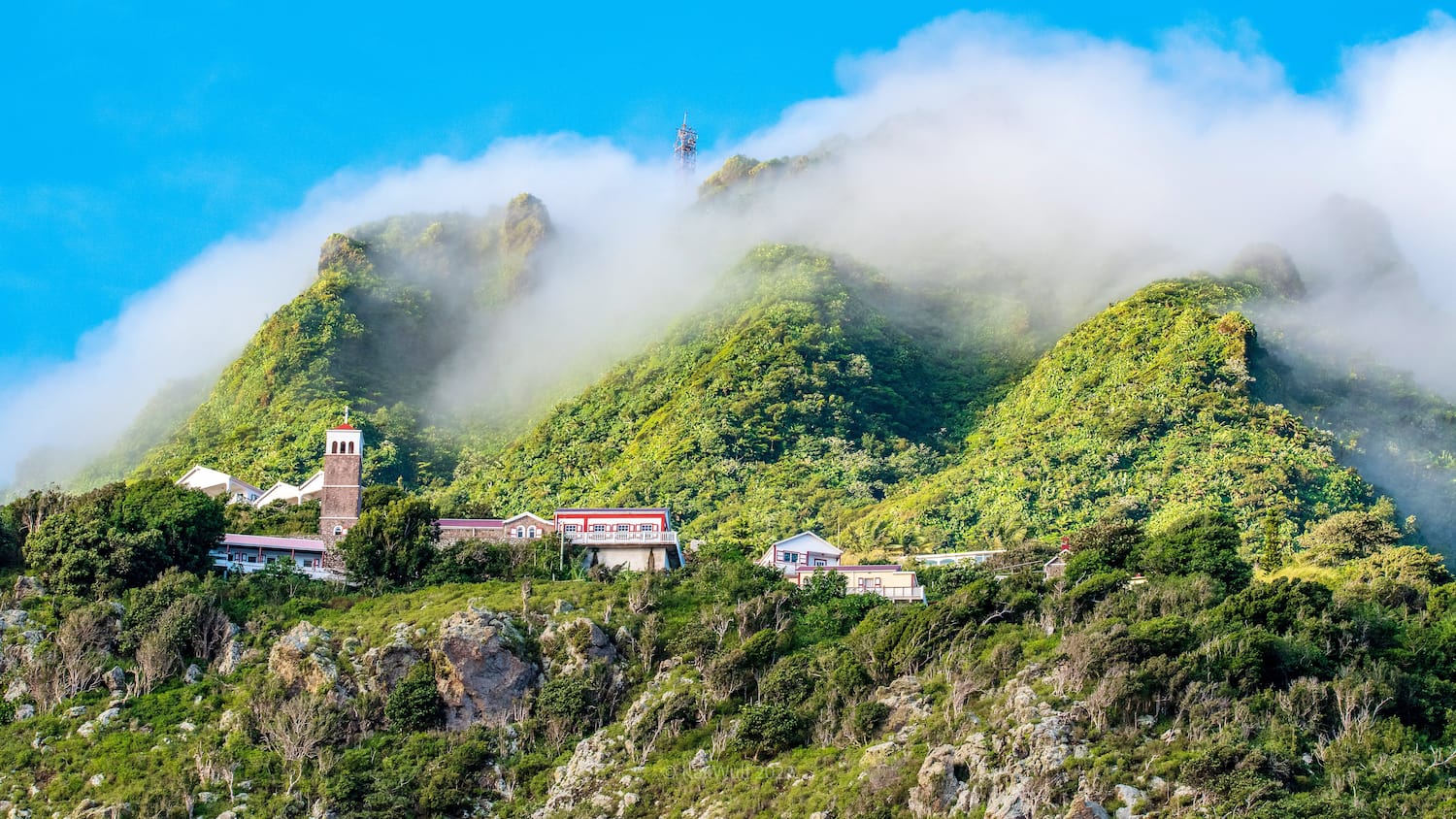Saba Volcano Saba : l'île volcanique des Caraïbes dont vous n'avez jamais entendu ...