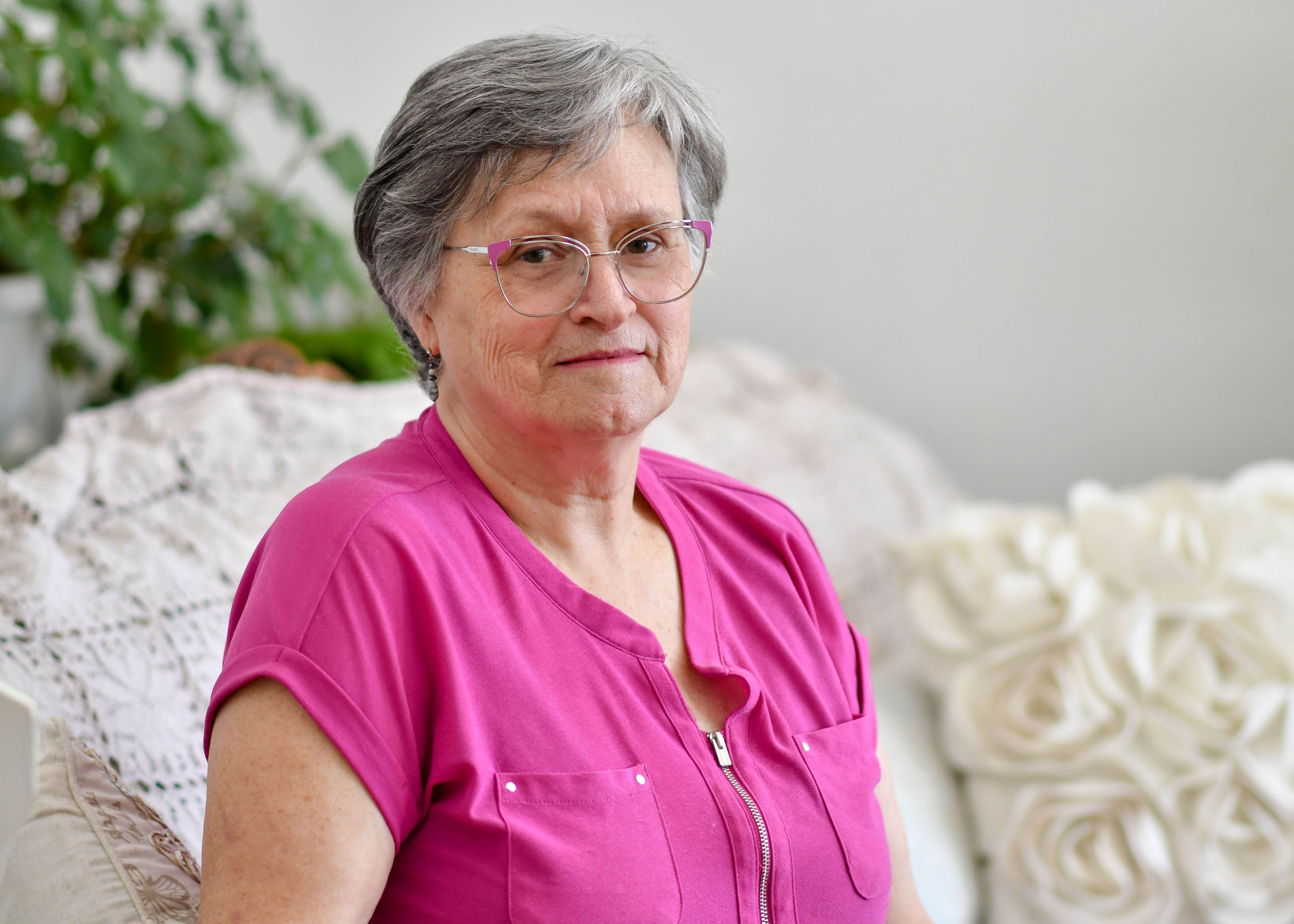 «On n’a pas travaillé moins fort que ceux qui ont un fonds de retraite!»: elle vit avec 1960$ par mois pour ses vieux jours