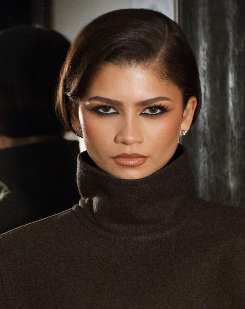 Zendaya affiche son «underboob» en mini «crop top»