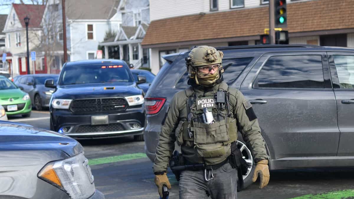 Minneapolis poursuit l’administration Trump contre les méthodes de la police de l’immigration