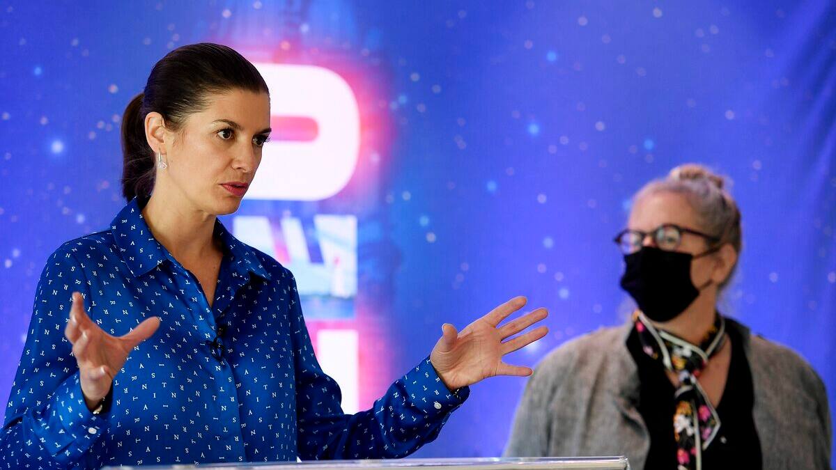 Un spectacle multimédia sur la façade de l’Assemblée nationale