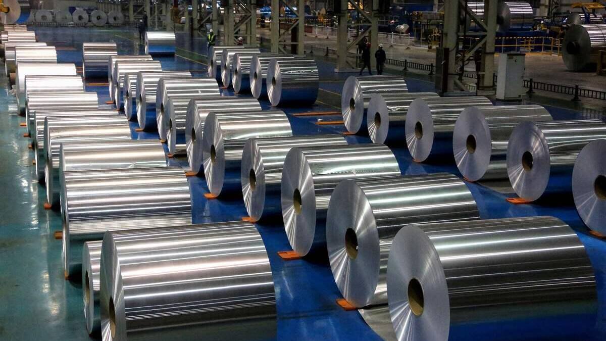 Le gouvernement Legault va appuyer la conversion verte des alumineries