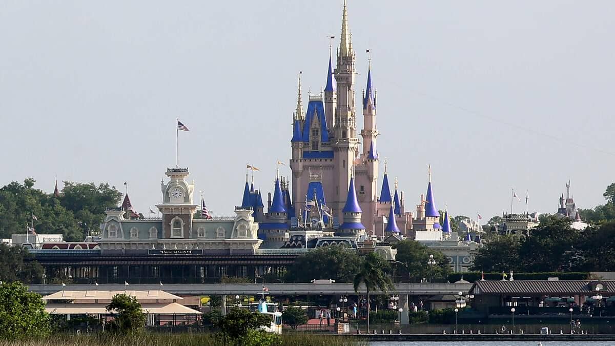 Investire 17 miliardi: verso un nuovo parco divertimenti a Disney World in Florida? Investire 17 miliardi: verso un nuovo parco divertimenti a Disney World in Florida?