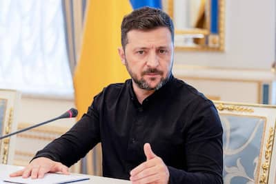 Ukrainian President Volodymyr Zelensky speaks to the media during a press briefing in Kyiv, June 4, 2025, amid the Russian invasion of Ukraine.