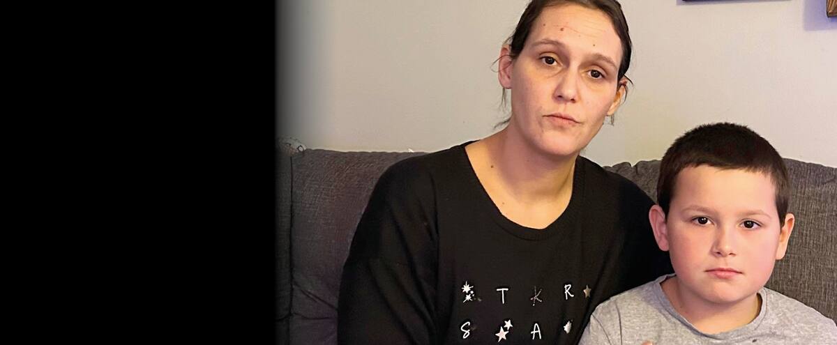 «Il ne va vraiment pas bien»: des parents exténués d'enfants autistes réclament des services pendant la grève