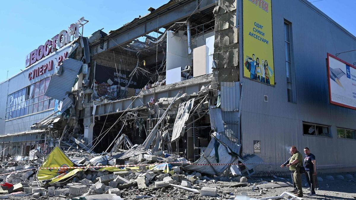 Amnesty accuse la Russie de crimes de guerre en Ukraine