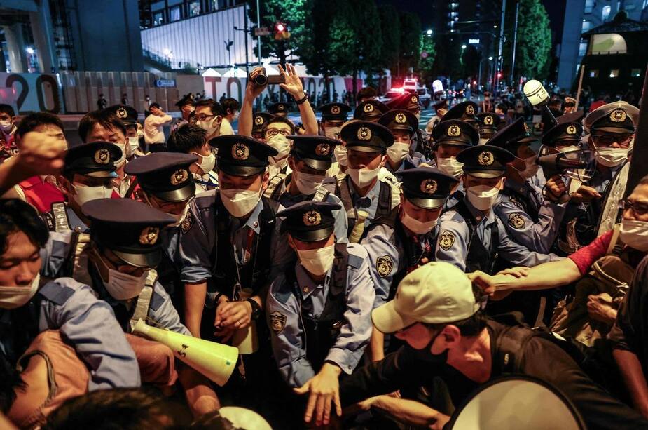 Image principale de l'article Des citoyens manifestent leur mécontentement