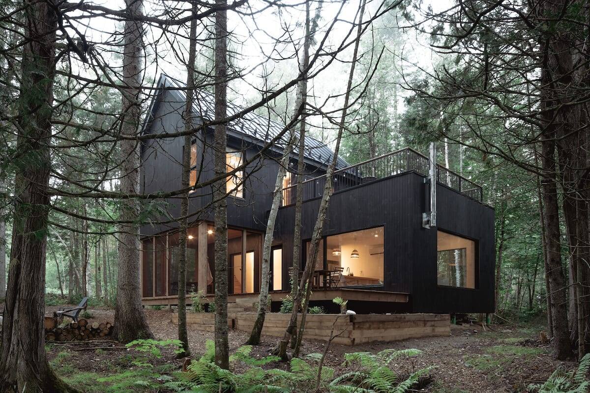 Un chalet d’architecte à louer à Saint-Côme