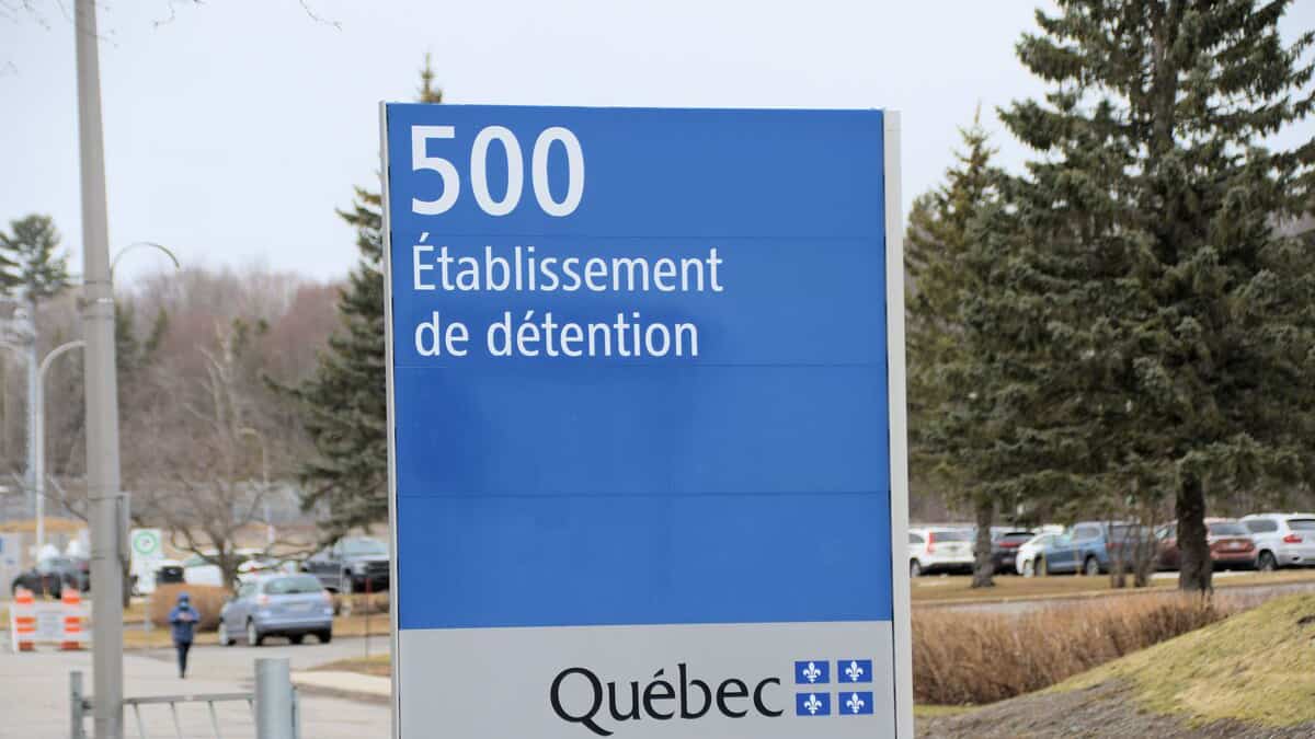 Cachez Project Cachez ce criminel que je ne saurais voir! | JDM