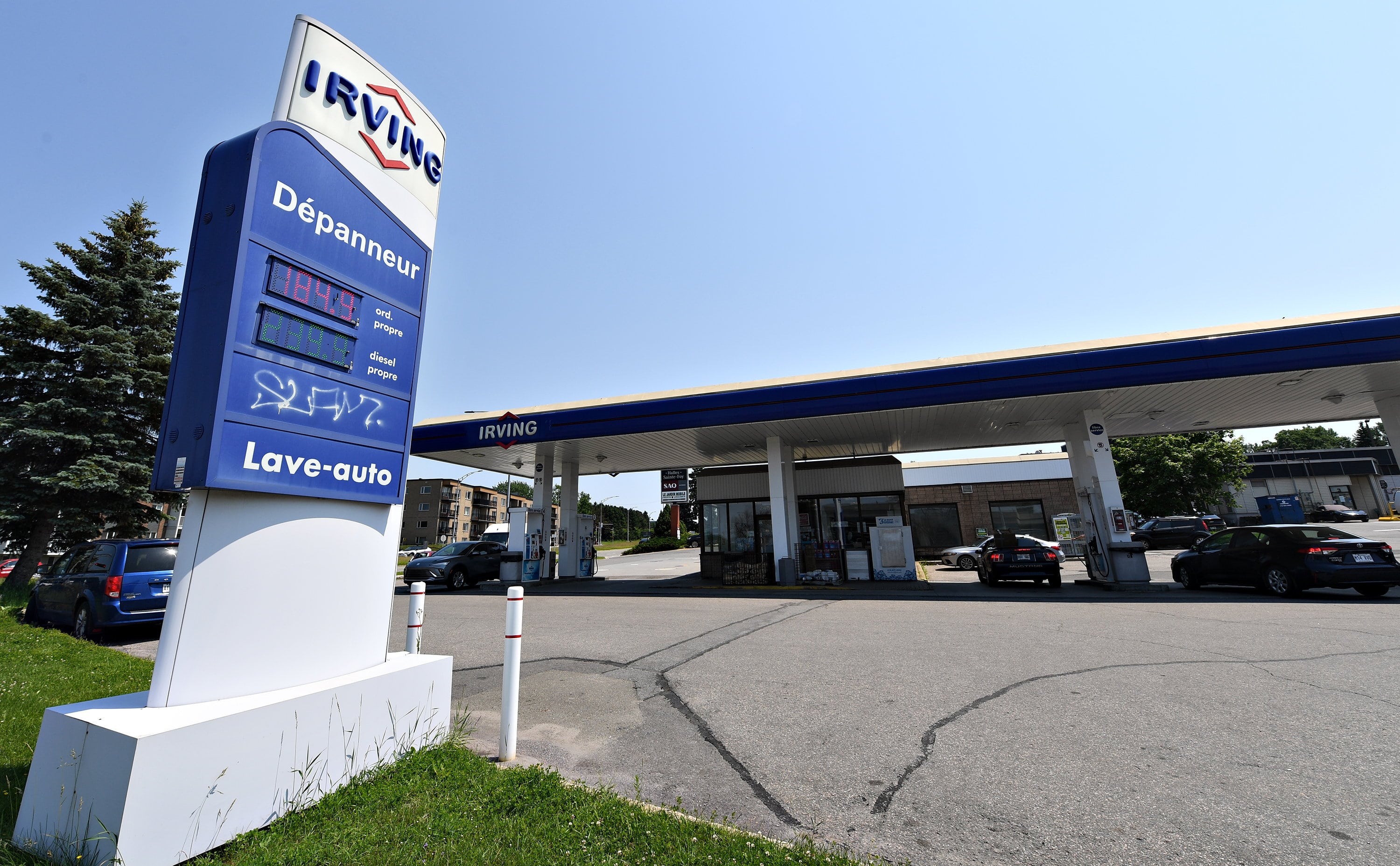Près de 40 cents d’écart à Québec: c’est le temps de magasiner son essence