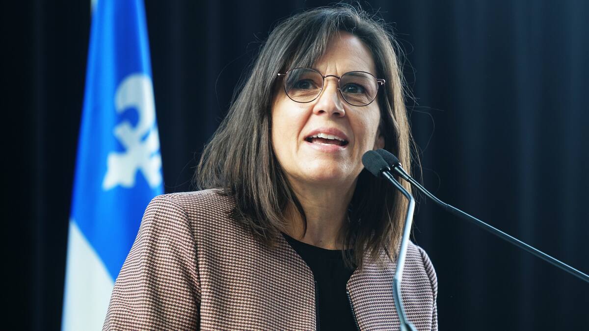 Une autre ministre contracte la COVID-19