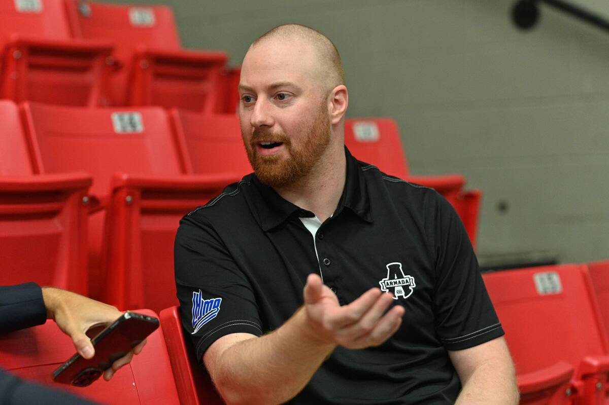 &laquo;L&agrave;, tab..., dites rien&raquo; : le jeu de coulisses qui a attir&eacute; Arseny Radkov chez l'Armada