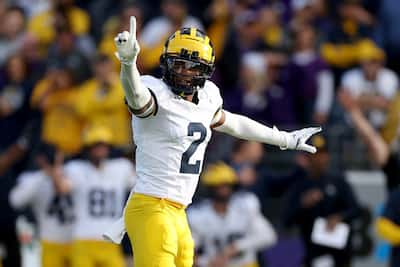 The Jaguars struck a blow by going to get Travis Hunter, a rare player capable of excelleting in attack and defense.