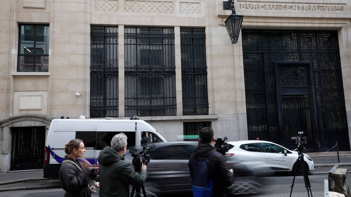 Un attentat déjoué de justesse à Paris devant la Bank of America