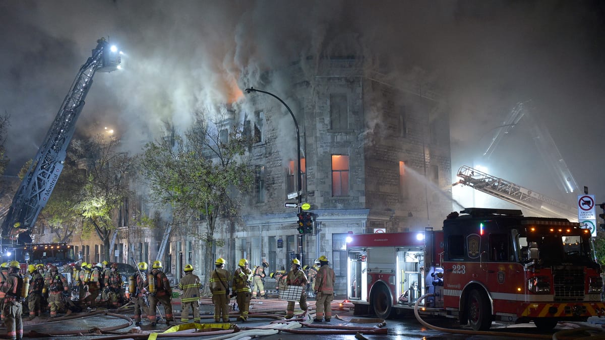 The Ravage Quebec Building Montréal: un incendie majeur ravage des bâtiments résidentiels | JDM