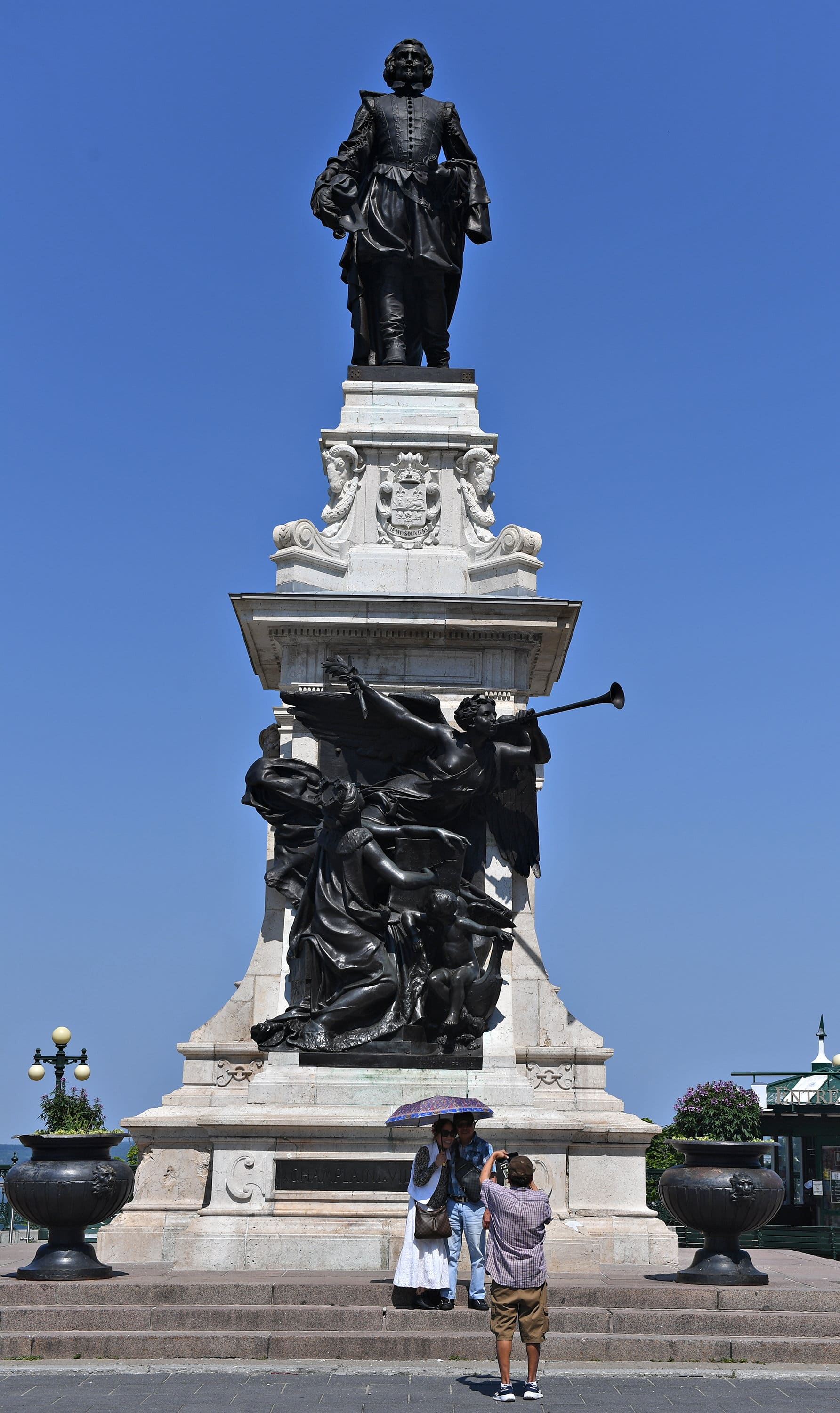 Statue de Champlain sur la terrasse Dufferin: Des travaux de 2 à 3 millions $ à venir