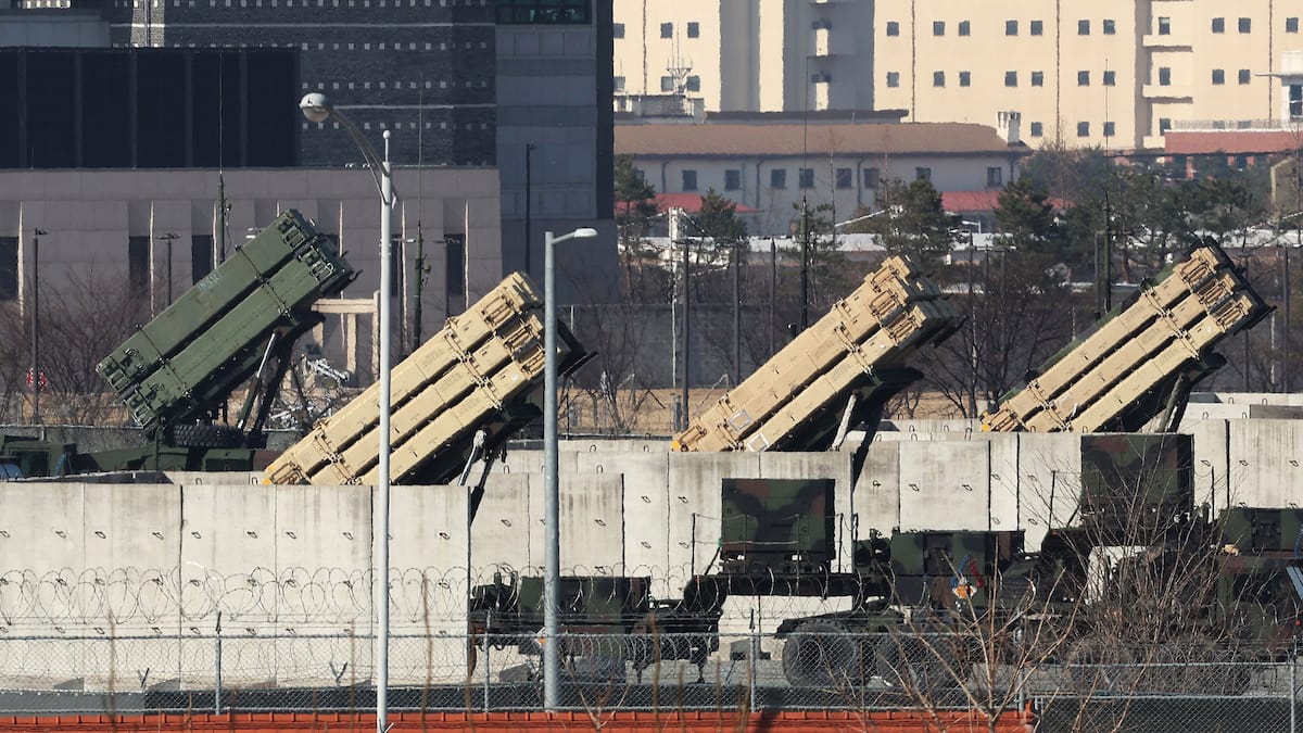 Des missiles à 15 M$ pour abattre des drones à 40 000$: voici pourquoi les Américains sont loin de «voir la lumière au bout du tunnel» en Iran