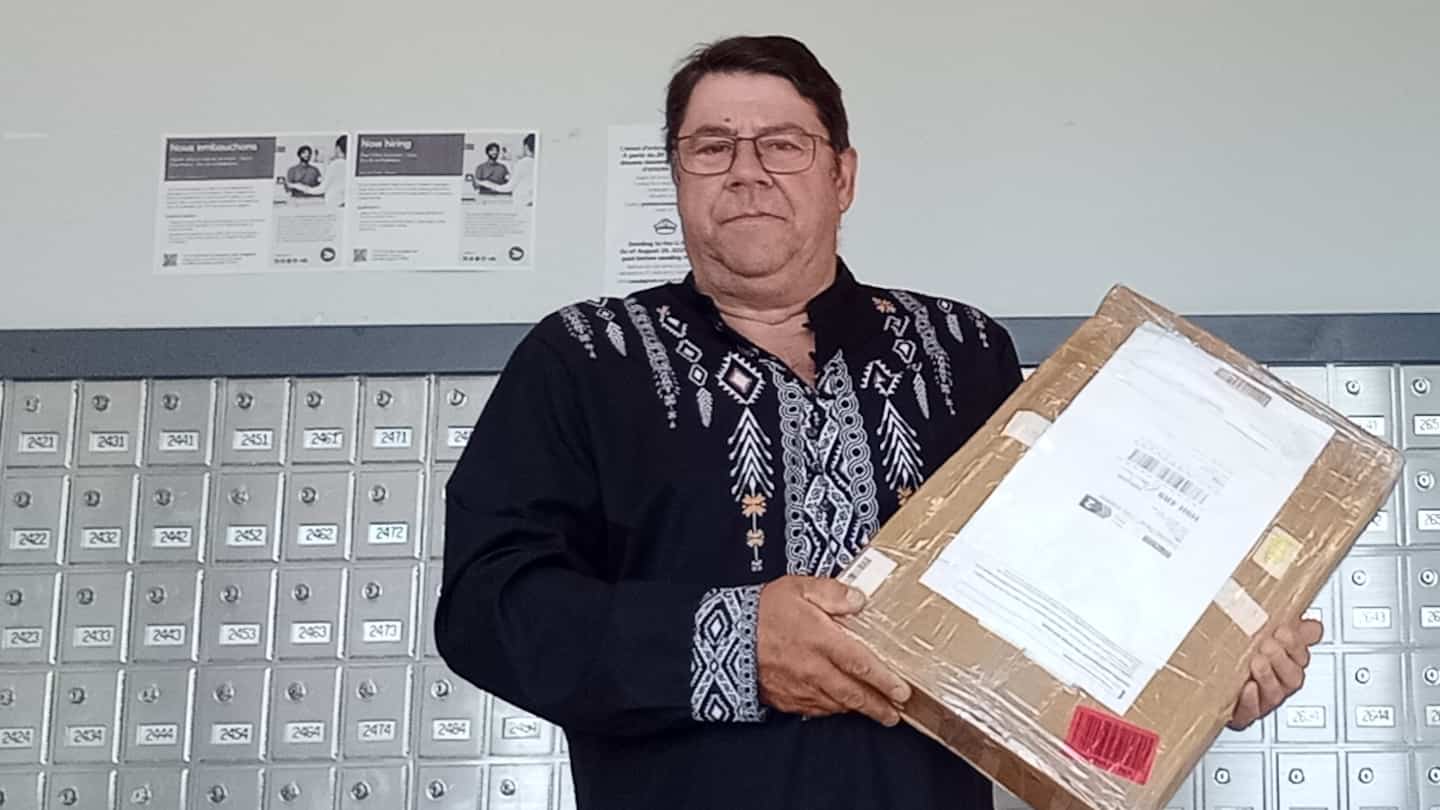 Un Madelinot évite des frais postaux exorbitants pour retourner un colis Amazon