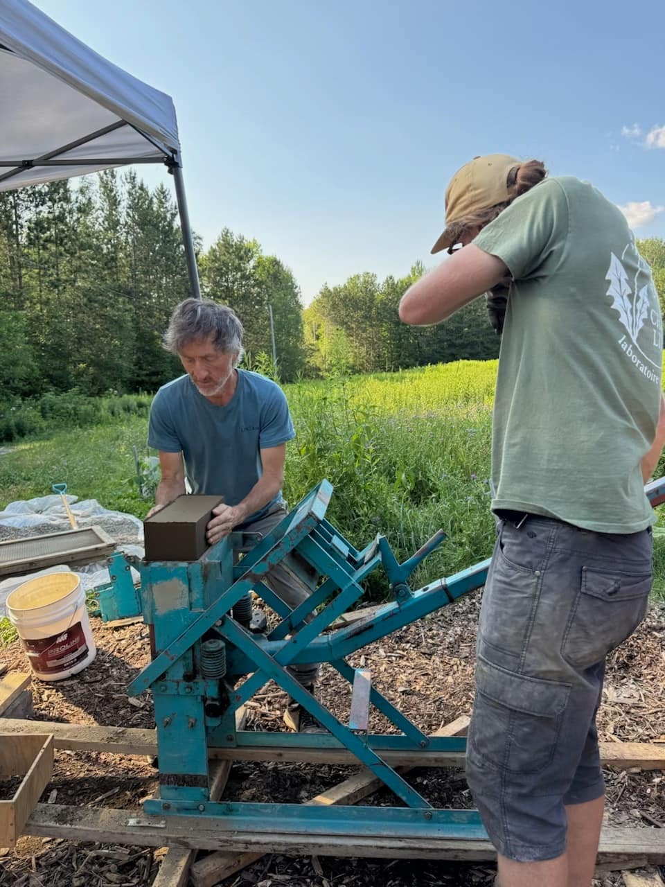 Un chantier pas comme les autres: la maison écologique d'Emmanuel Bilodeau