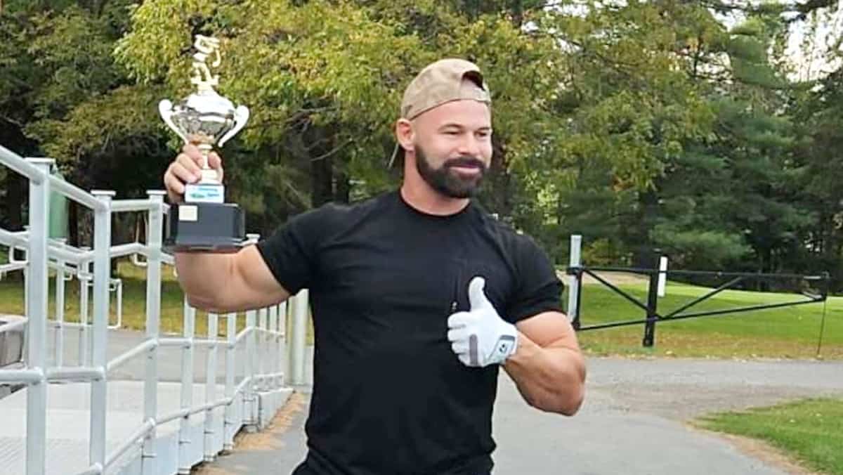 Un accusé de fraude coincé à Dubaï: la guerre l’empêche de rentrer au Québec