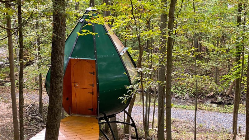 Des chalets en forme de goutte à 2h de Montréal