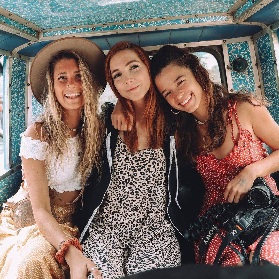 Lucie Rhéaume et Jessie Nadeau dans une série télé