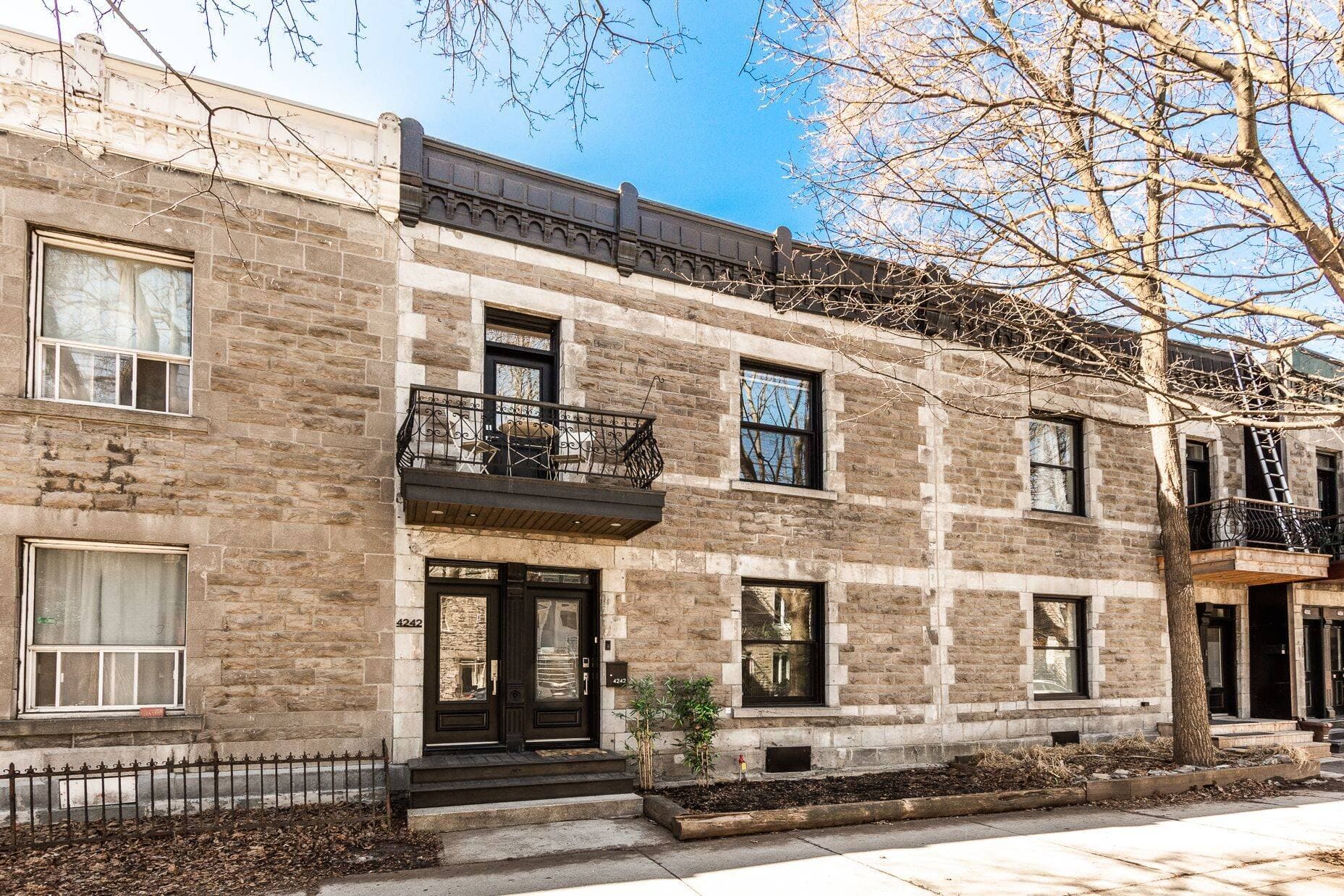 Une maison lumineuse à vendre pour 1 949 000$