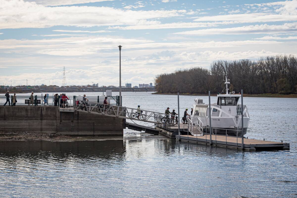 Navettes fluviales nouvelle liaison VieuxPort PointeauxTrembles