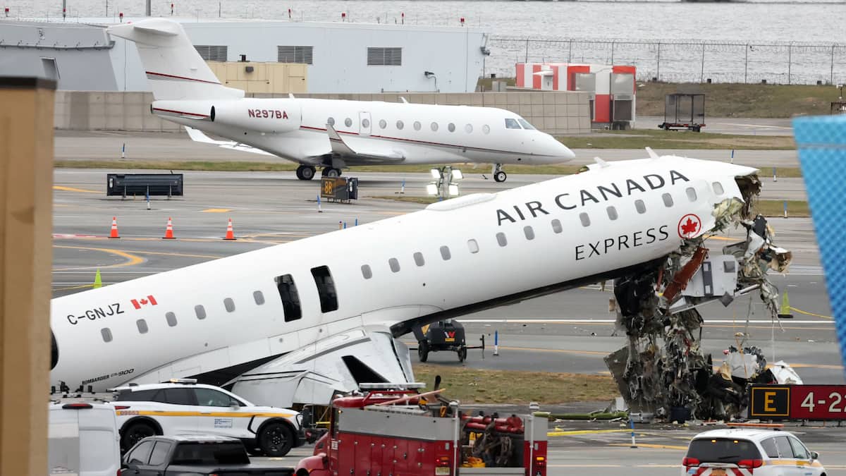 «Il a convaincu les passagers de sortir», raconte la conjointe d’un survivant de la collision mortelle à l’aéroport LaGuardia
