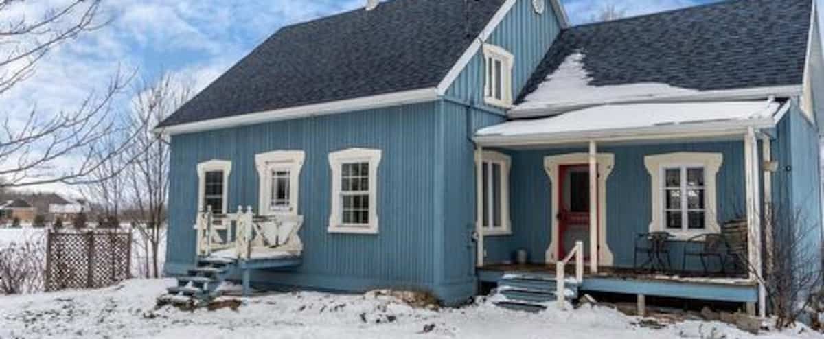 Une jolie maison ancestrale dans un village près de Québec est à vendre