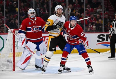 Anthony Mantha começou a conhecer a melhor temporada de sua carreira. Il peut jouer autant à l'aile gauche qu'à l'aile droite.