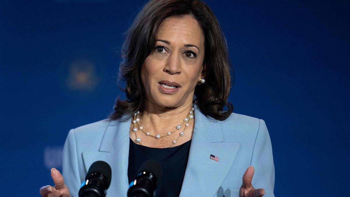 Kamala Harris en pole position pour remplacer Biden
