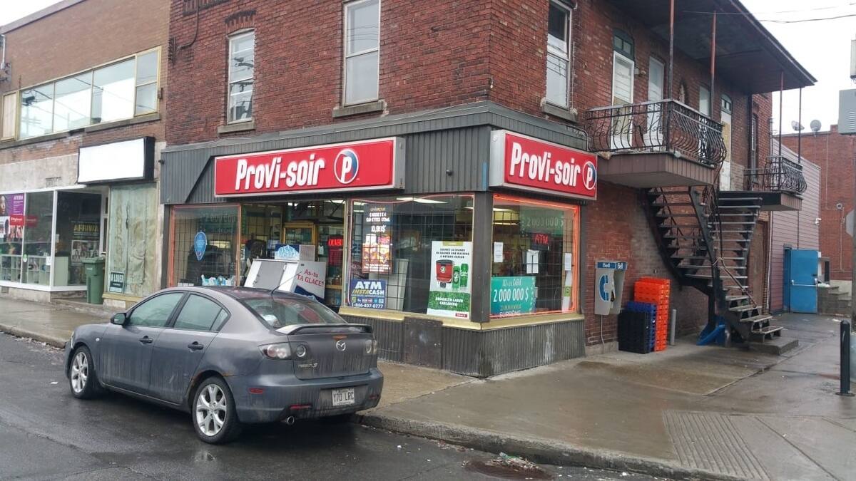 La femme d’un employé atteinte de la COVID19, un dépanneur de Lachine