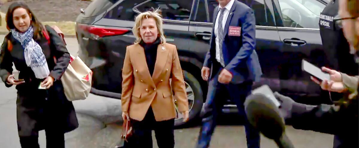 Fléau des vols d'autos: même la ministre Martine Biron s'est fait voler sa limousine