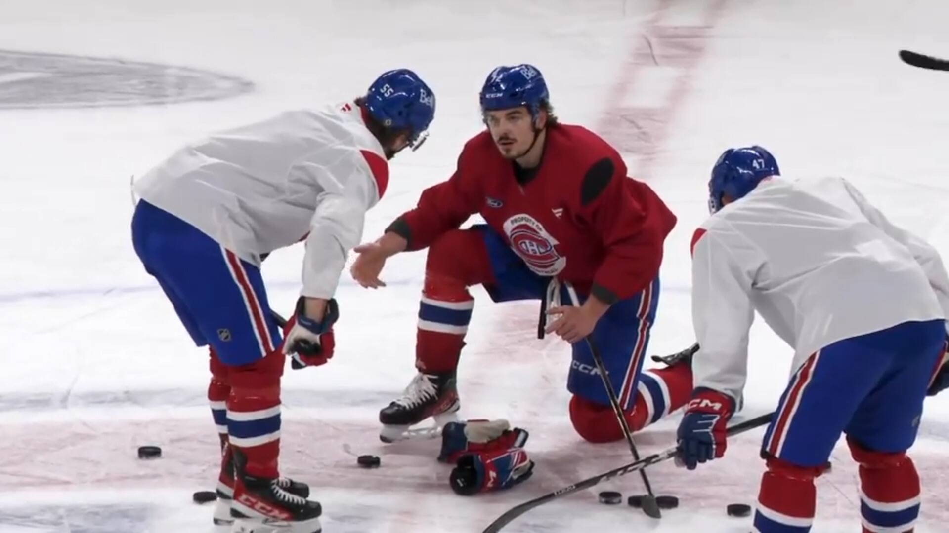 Prise de bec entre Xhekaj et Pezzetta